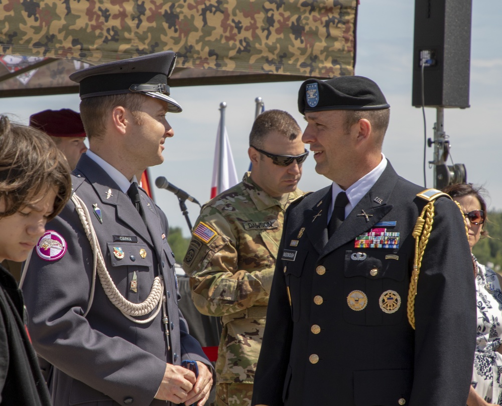 U.S. Soldiers participate in 25th Air Cavalry Brigade Day