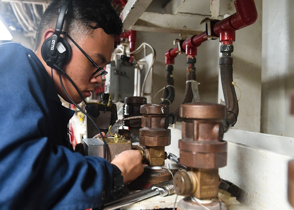 USS Antietam Engineering Training Team