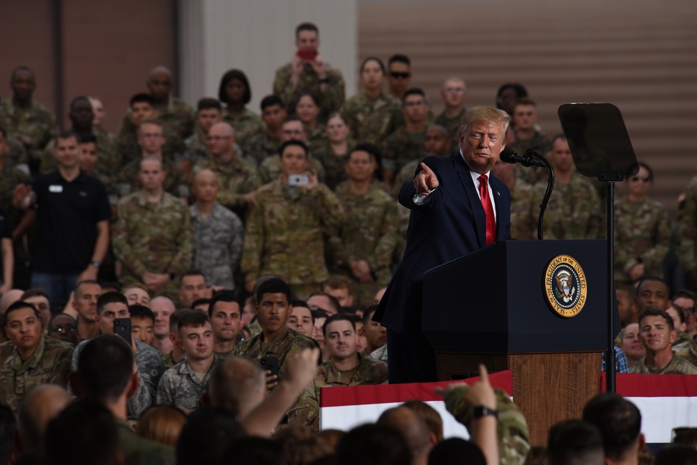 Trump thanks U.S. service members