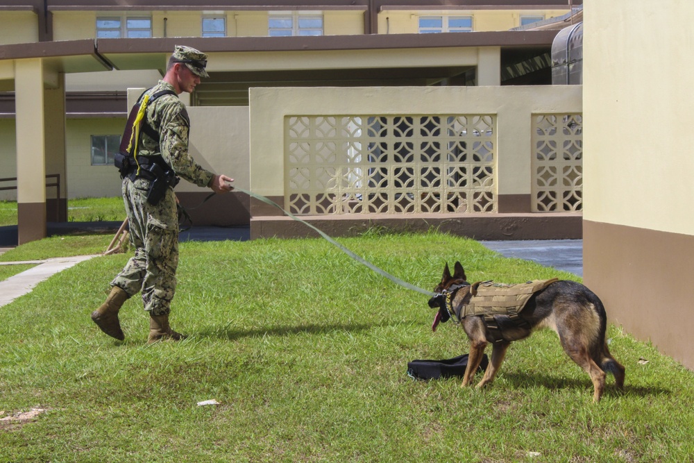 Citadel Pacific 2019: U.S. Naval Base Guam Simulates Suspicious Package/Bomb Threat Response