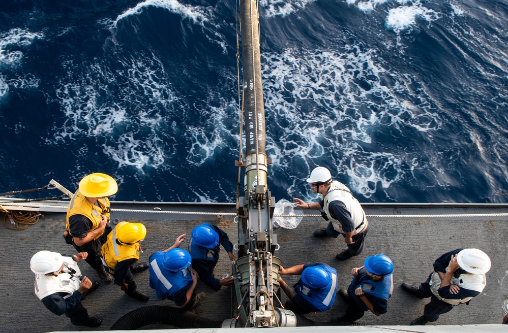 USS Green Bay (LPD 20) Replenishment at Sea