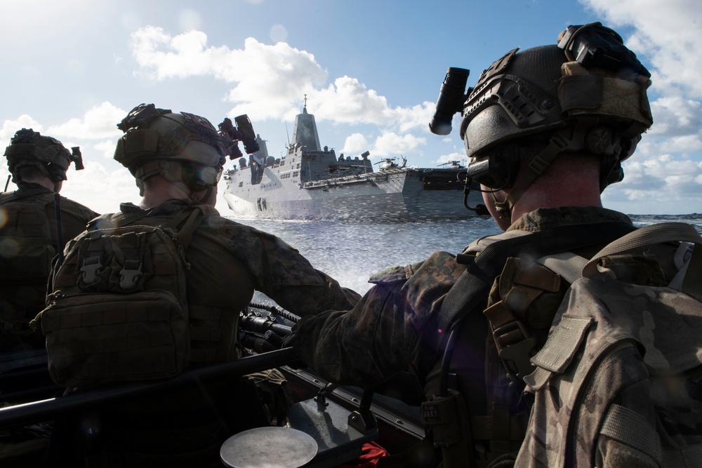 USS Green Bay (LPD 20) VBSS