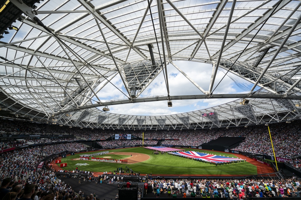 DVIDS Images MLB London Series 2019