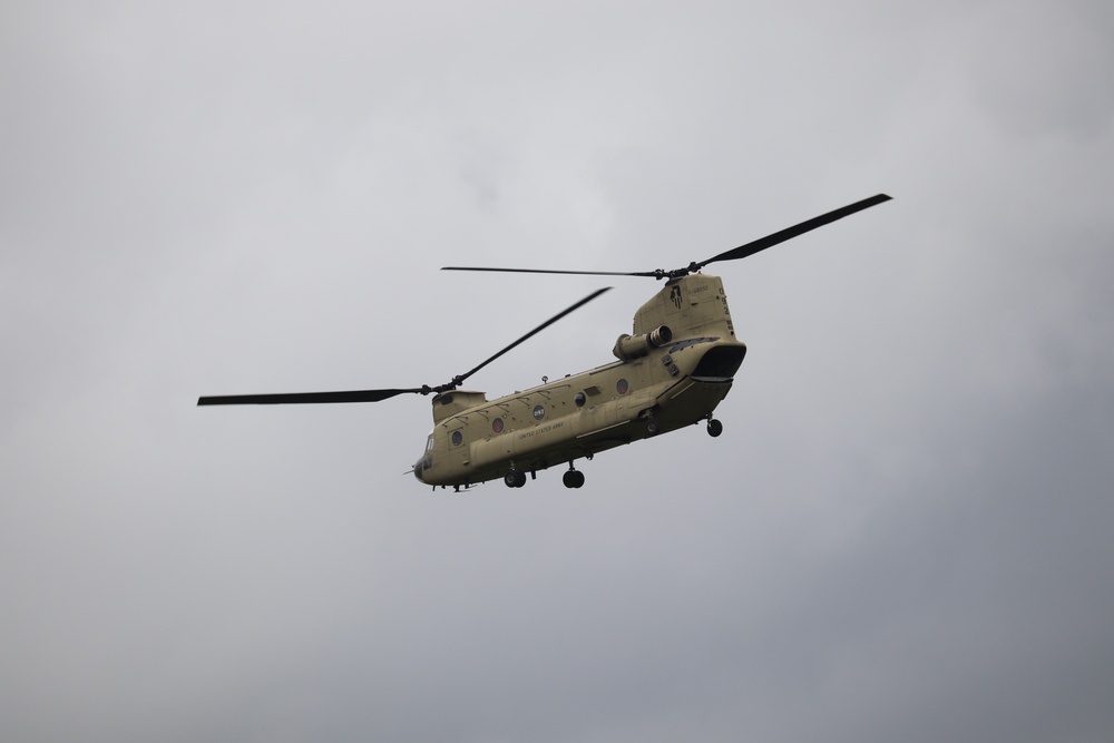 Chinook helicopters, crews support training at Fort McCoy