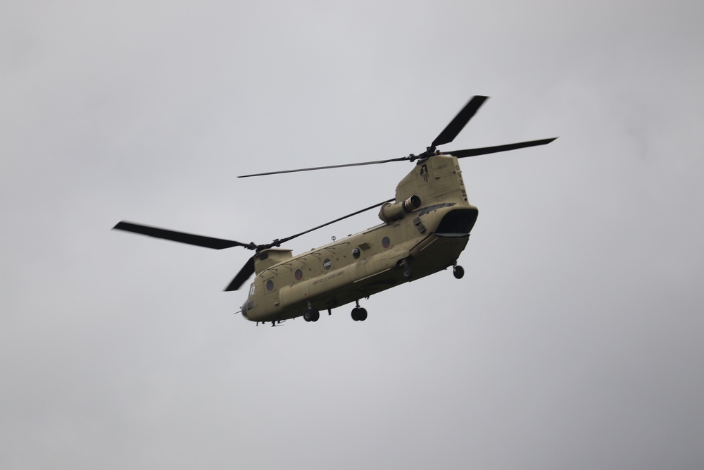 Chinook helicopters, crews support training at Fort McCoy