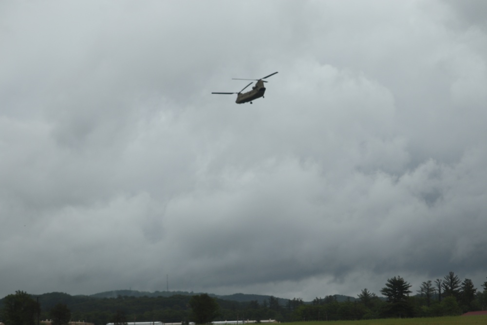 Chinook helicopters, crews support training at Fort McCoy