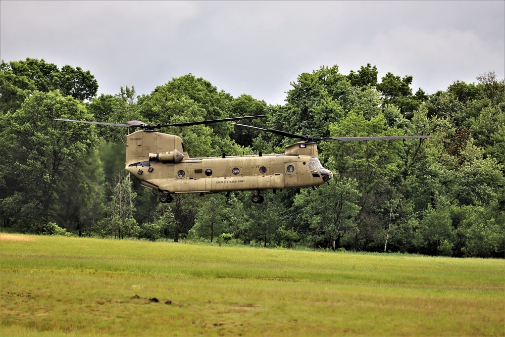 Chinook helicopters, crews support training at Fort McCoy