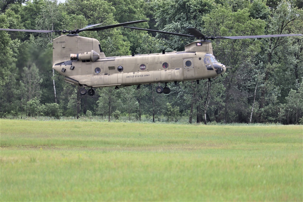 Chinook helicopters, crews support training at Fort McCoy