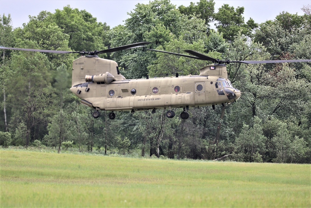 Chinook helicopters, crews support training at Fort McCoy