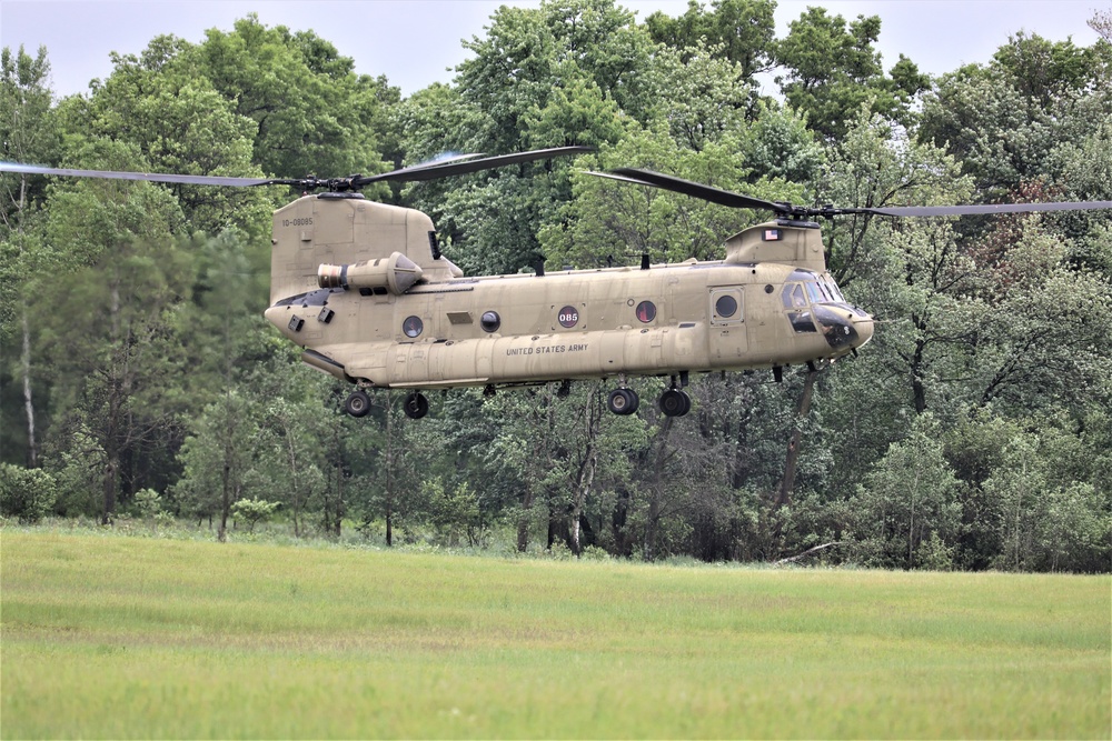 Chinook helicopters, crews support training at Fort McCoy