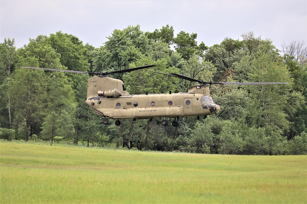 Chinook helicopters, crews support training at Fort McCoy