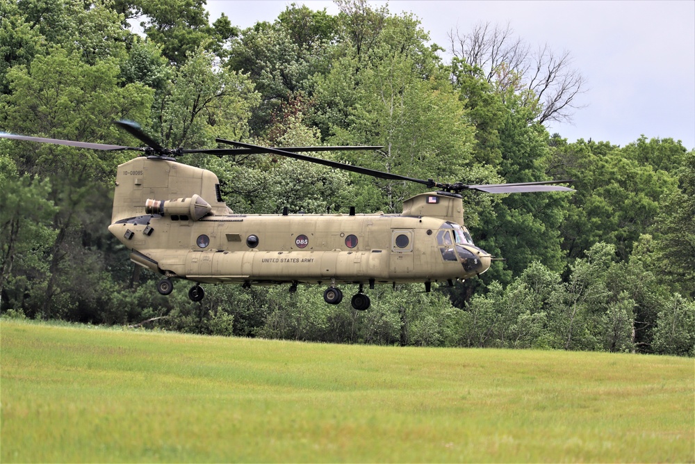 Chinook helicopters, crews support training at Fort McCoy