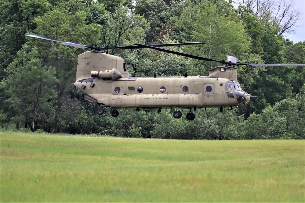 Chinook helicopters, crews support training at Fort McCoy