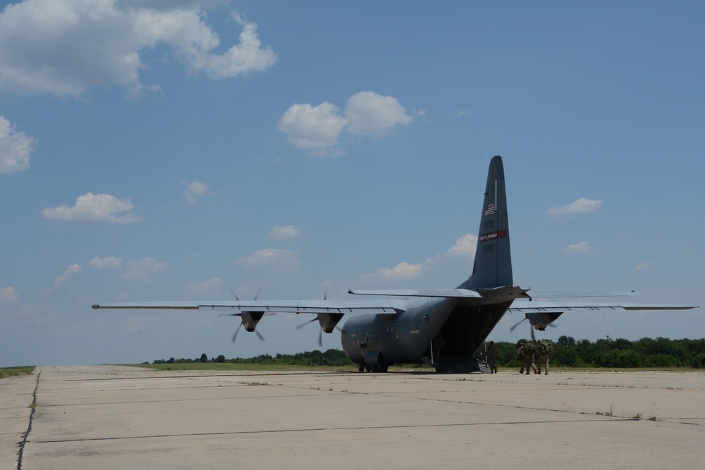 Swift Response 19 airlift to Bulgaria