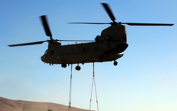 2-146 Field Artillery conduct artillery raid during xCTC