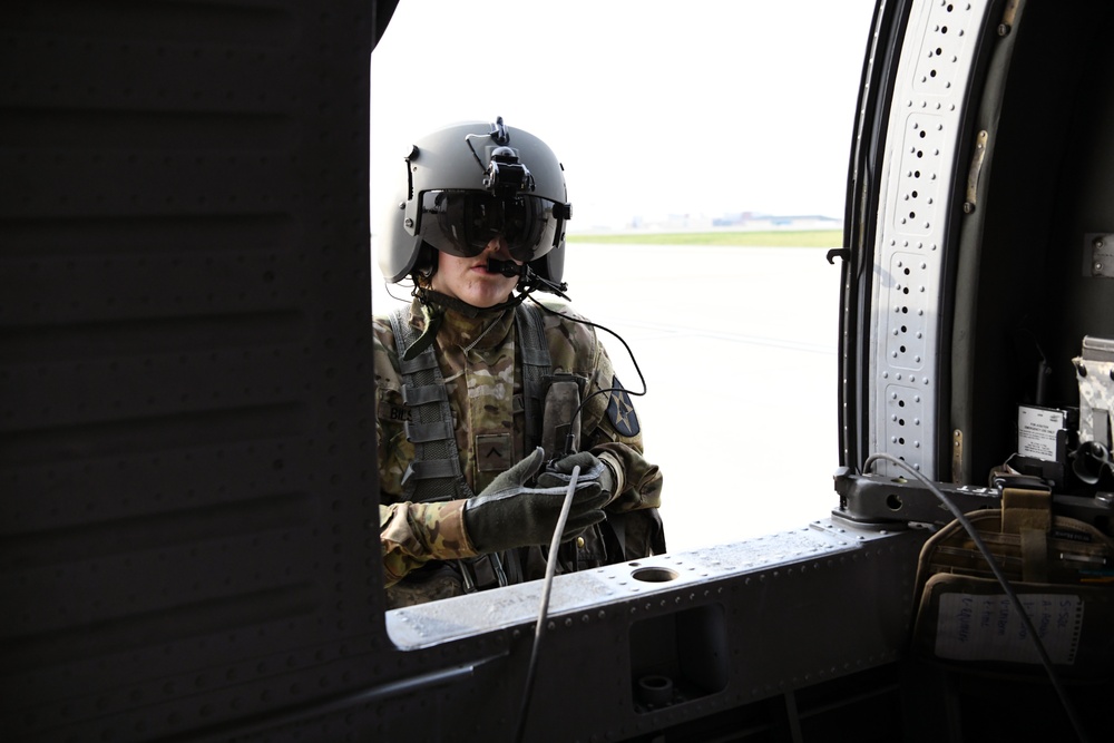 UH-60 Black Hawk Crew Chief