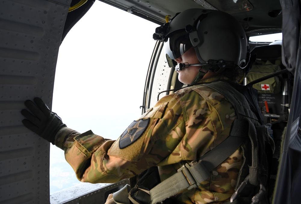 UH-60 Black Hawk Crew Chief