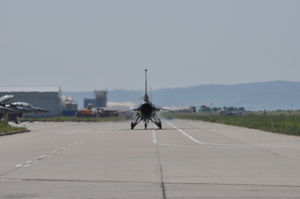 The 457th Expeditionary Fighter Squadron continues TSP in Romania