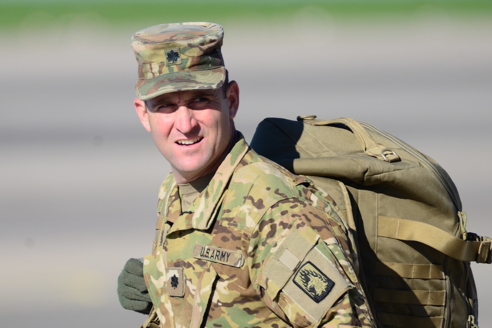 Lt. Col. John Morris takes final flight as the Battalion Commander of the 1st Battalion, 3rd Aviation Regiment