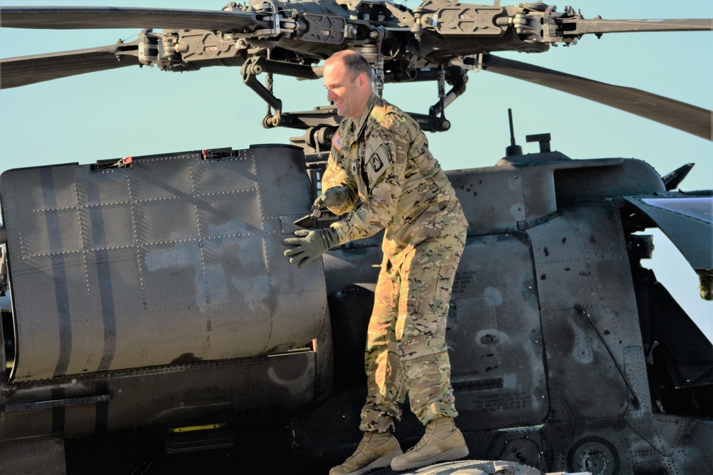 Lt. Col. John Morris takes final flight as the Battalion Commander of the 1st Battalion, 3rd Aviation Regiment