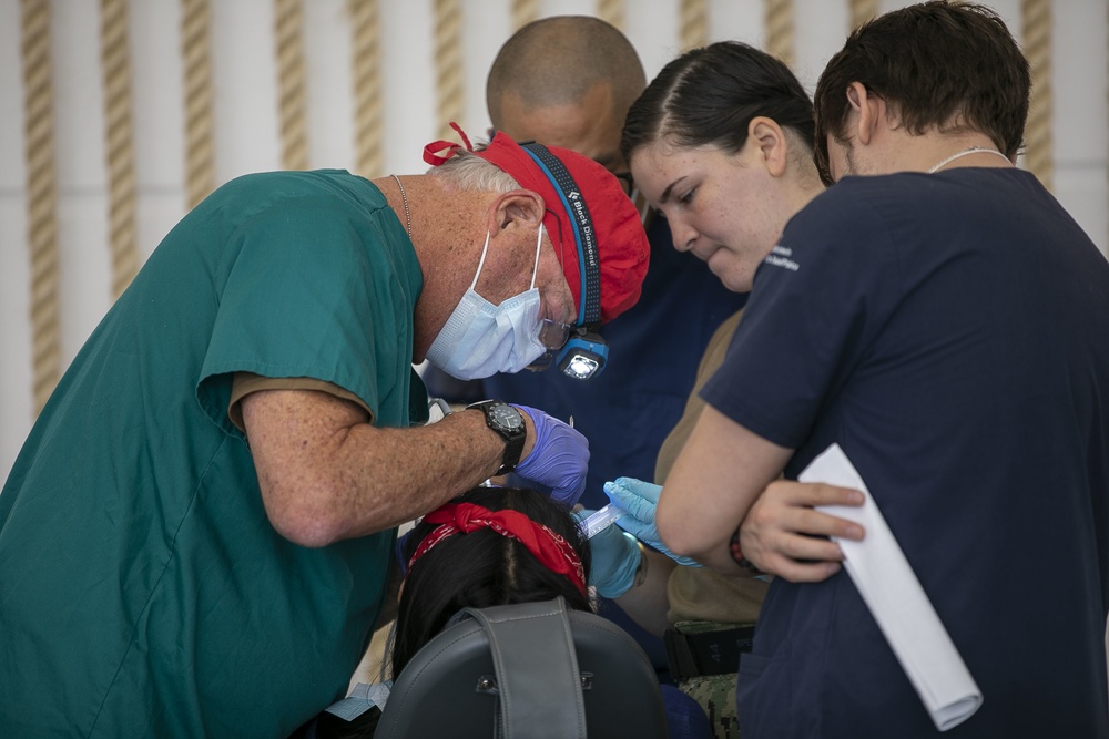 USNS Comfort Visits Ecuador