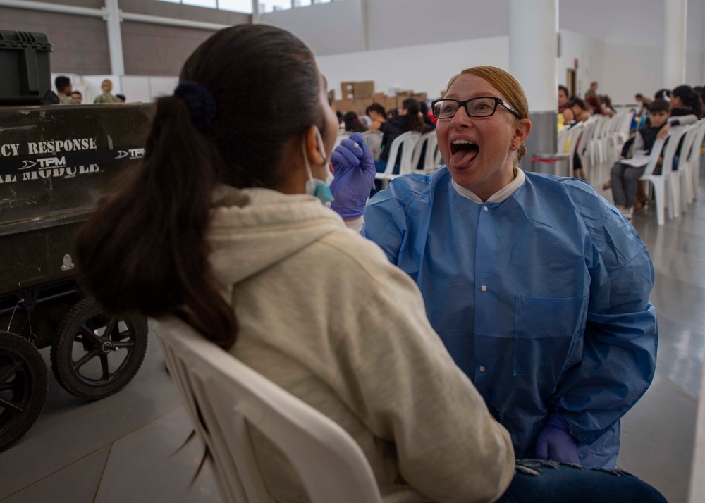Comfort Visits Ecuador