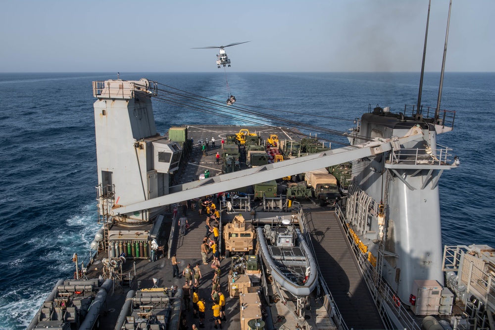 USS Harpers Ferry Conducts Vertical Replenishment