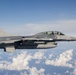 F-16D Flies For Training