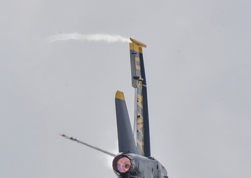 Blue Angels Soar Over Iowa