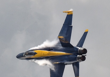 Blue Angels Soar Over Iowa