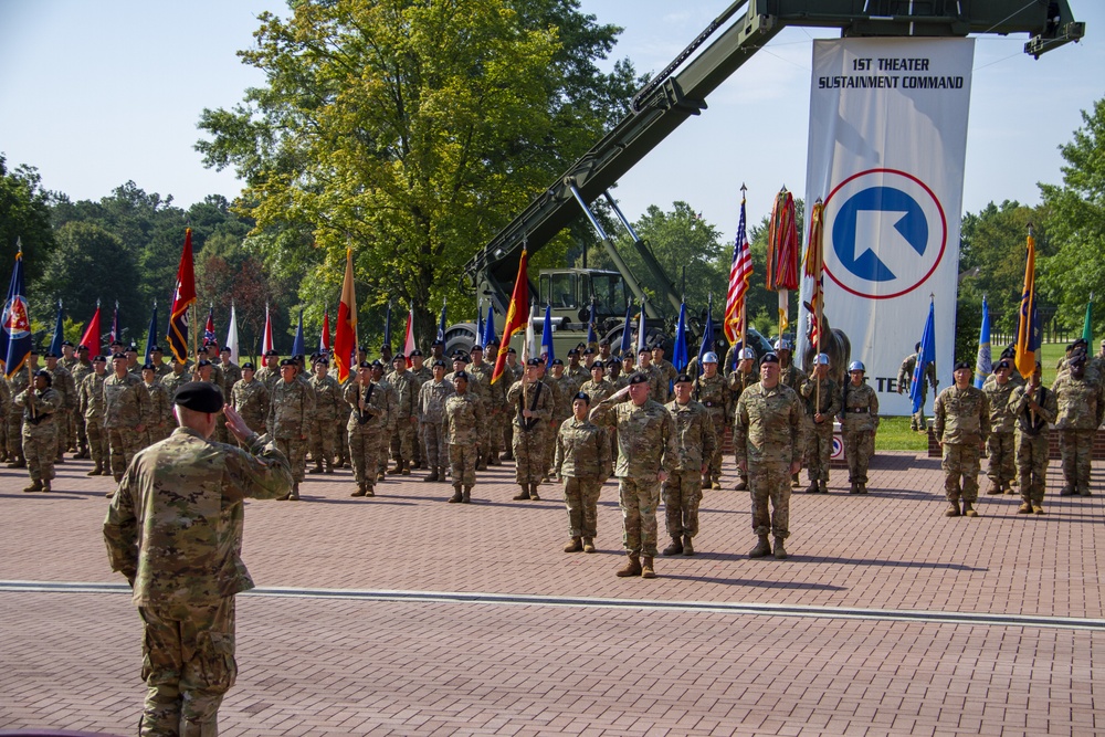 1st TSC Welcomes New Commanding General at Fort Knox