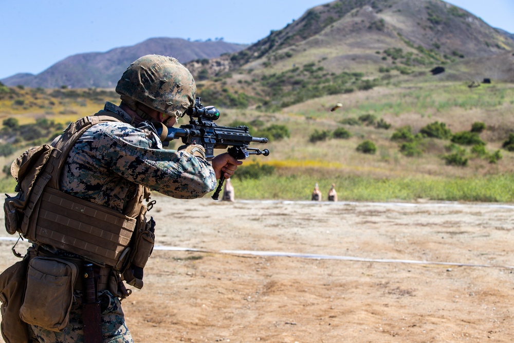 U.S. Marines with 1/4 complete combat marksmanship training