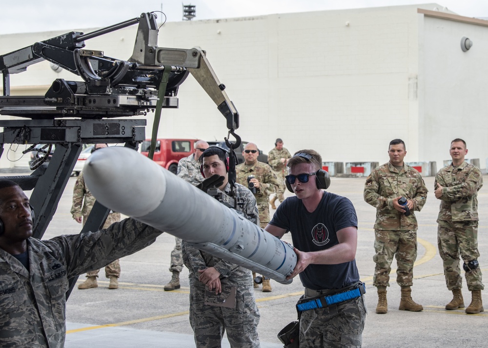 Weapons Load Crew Competition