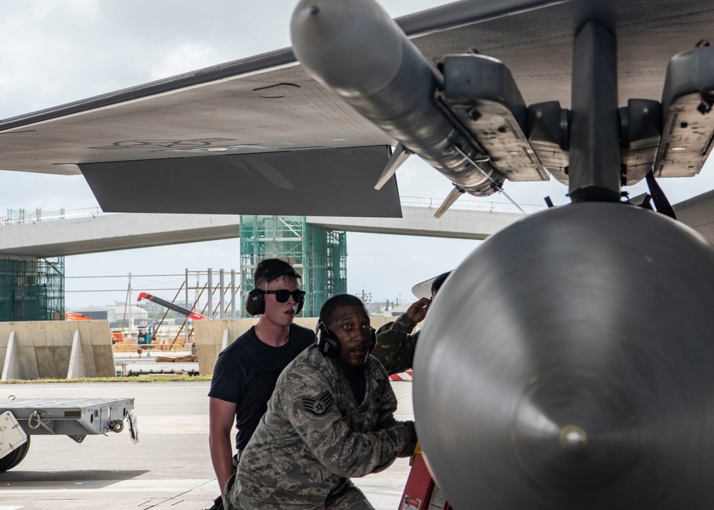 Weapons Load Crew Competition