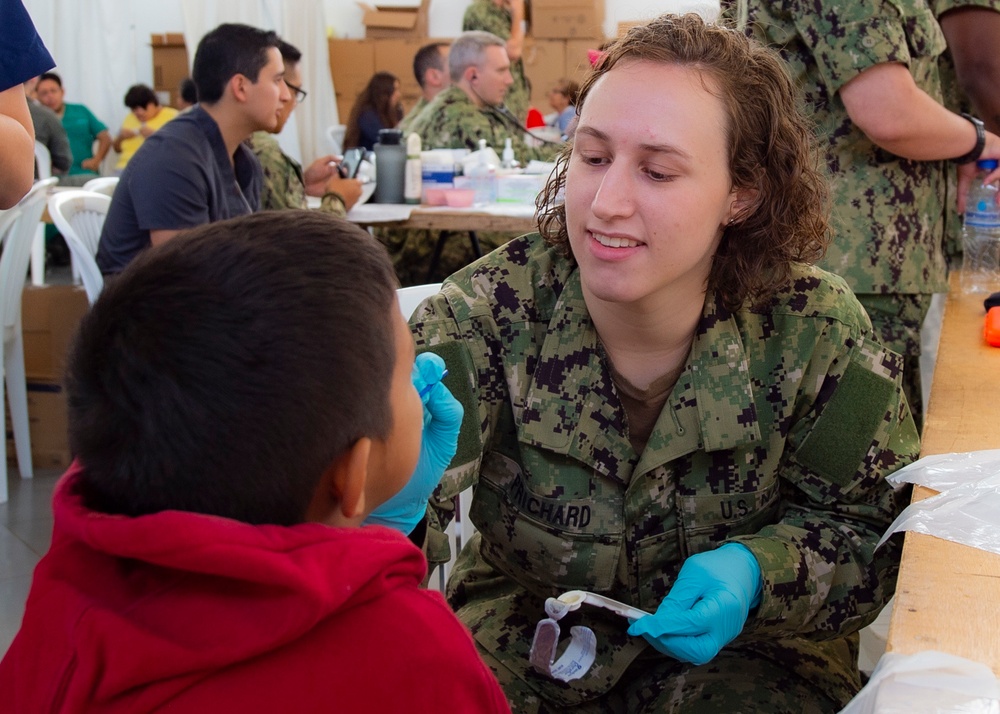 USNS Comfort Visits Ecuador