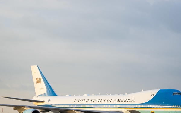 Trump visits South Korea