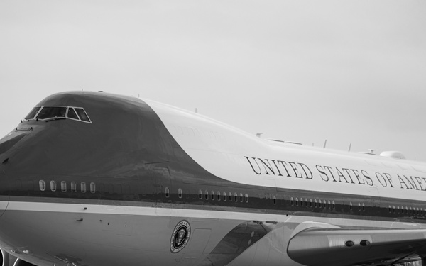 Trump visits South Korea