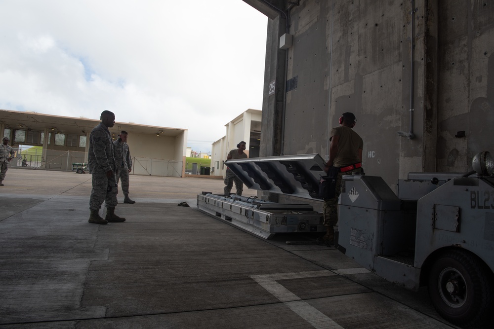 Weapons Load Crew of the Quarter