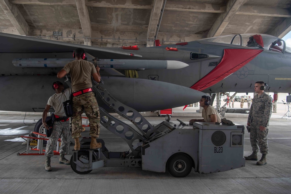 Weapons Load Crew of the Quarter