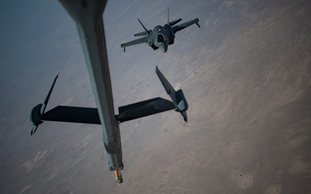 908th EARS refuels aircraft in support of OIR