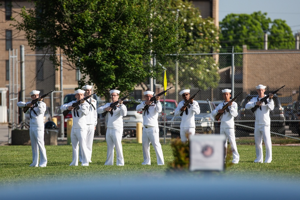 Norfolk Naval Shipyard Hosts Memorial Day Events