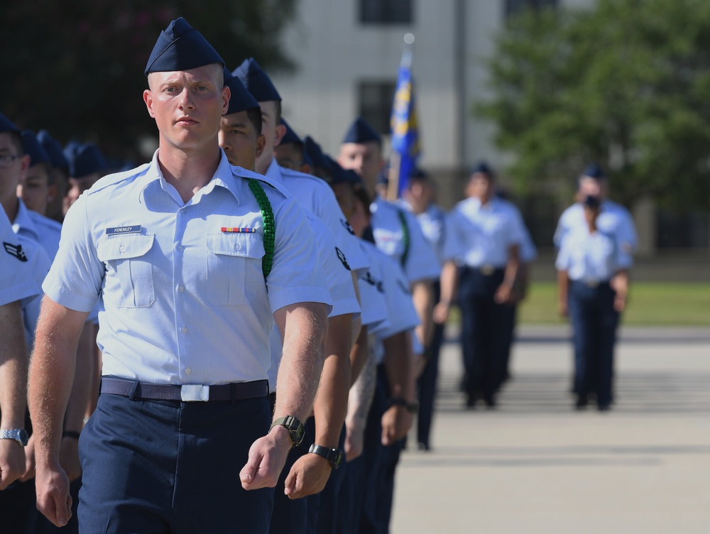 Keesler welcomes new 81st Training Group commander