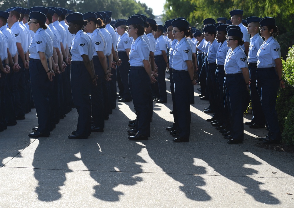 Keesler welcomes new 81st Training Group commander