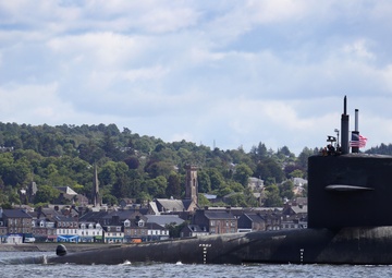 USS Alaska (SSBN 732) arrives at Her Majesty’s Naval Base Clyde, Scotland (Faslane)