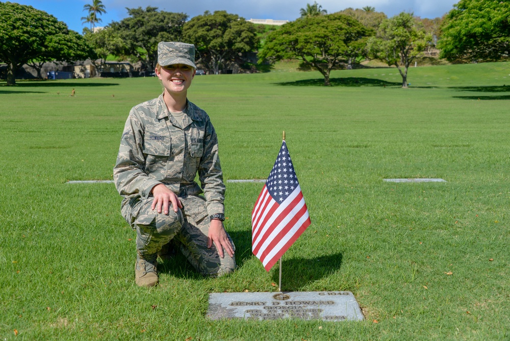 Tennessee Airman visits grave of World War II relative
