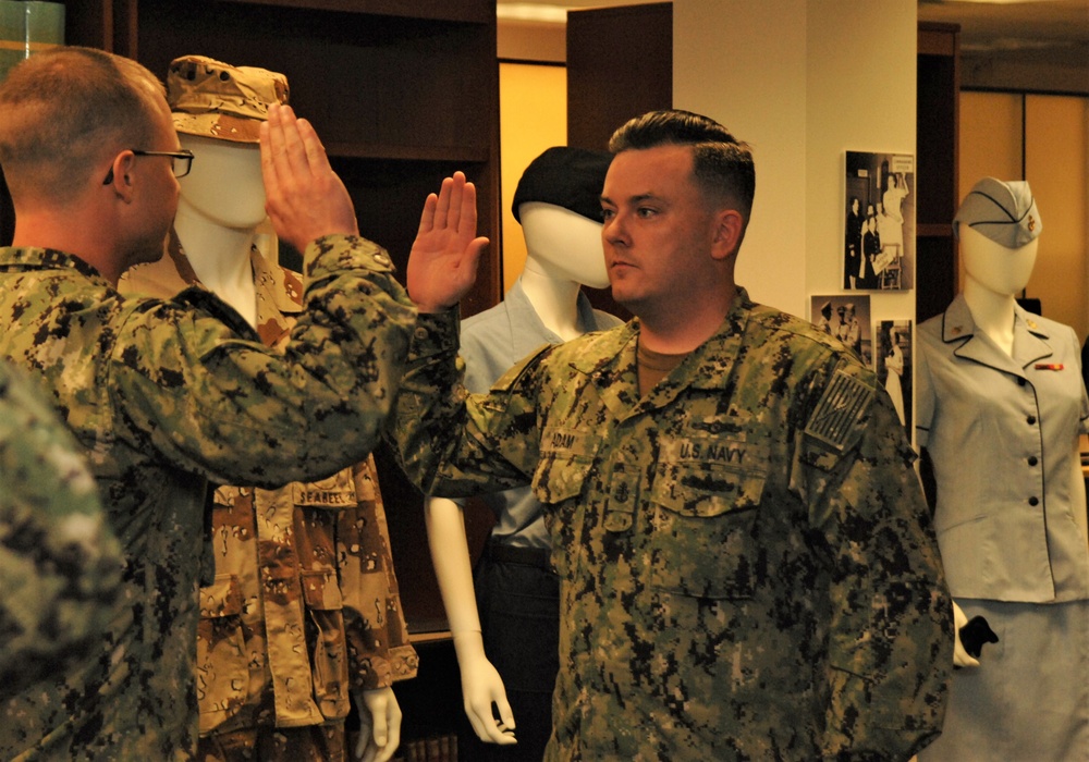 Museum Annex building hosts a re-enlistment