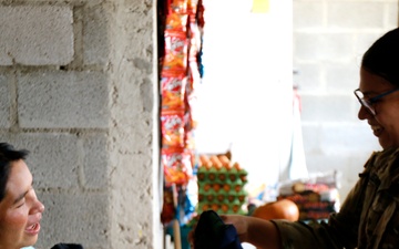 Newborn Neighbor, New Clothes, New School: Mothers Meet in Guatemala