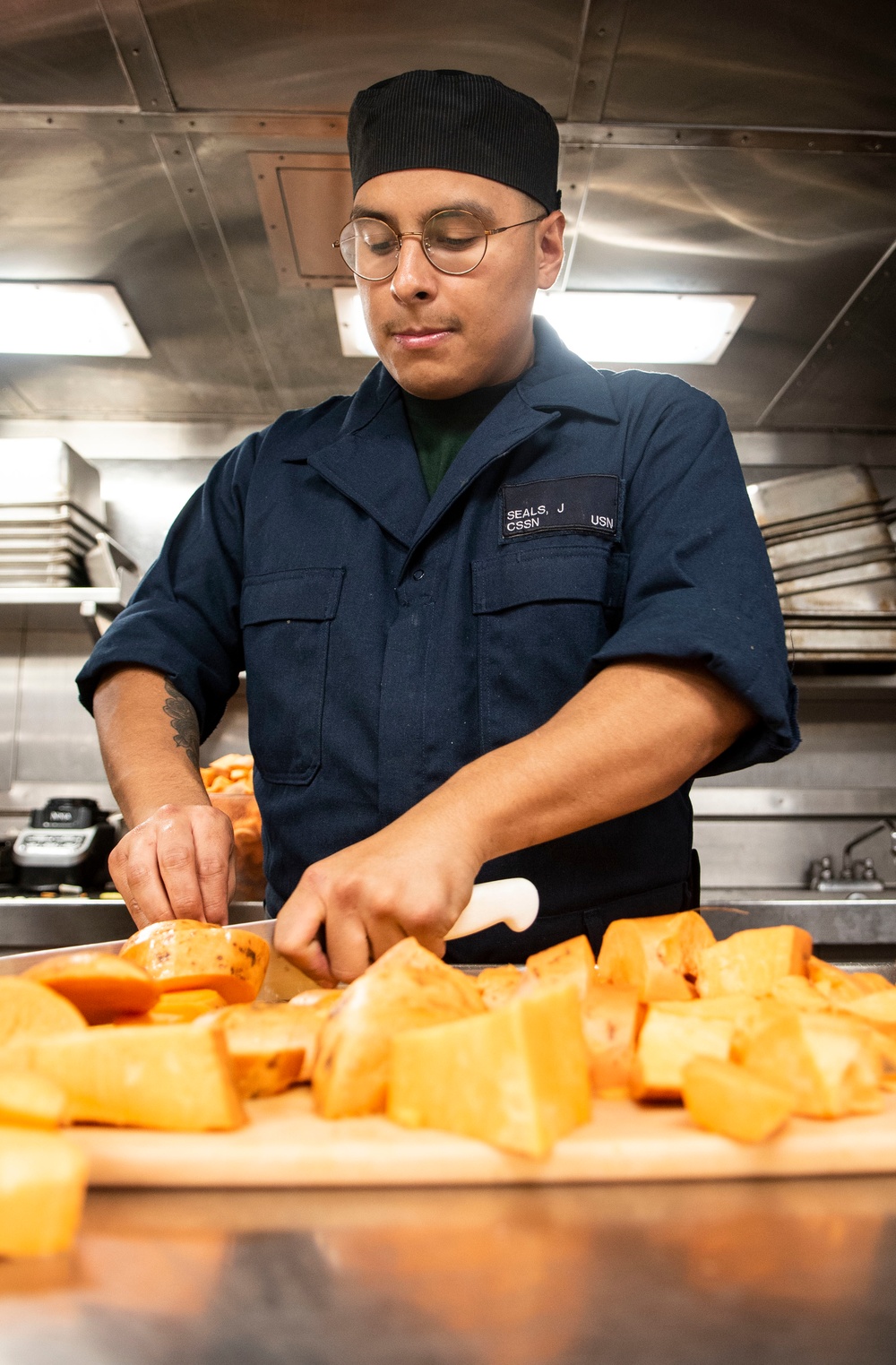 USS Green Bay (LPD 20) Galley