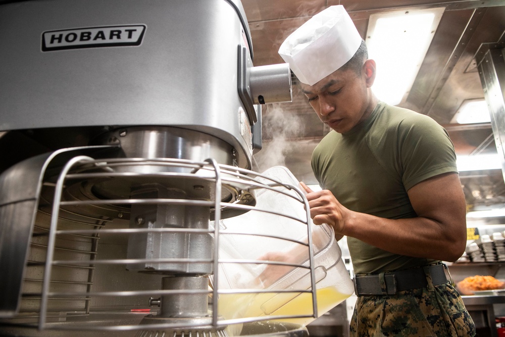 USS Green Bay (LPD 20) Galley