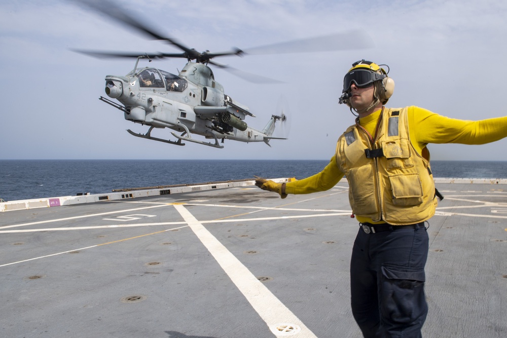 USS John P. Murtha Flight Operations